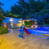 Villa Botanik — 12