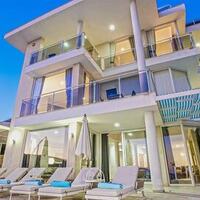 Villa Neptune — 2