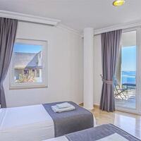 Villa Neptune — 12