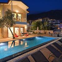 Villa Hermes 1 — 1