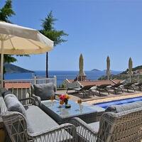 Villa Dionysus — 12